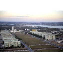 Governo quer cortar R$ 81,8 bilhões em despesas nos ministérios